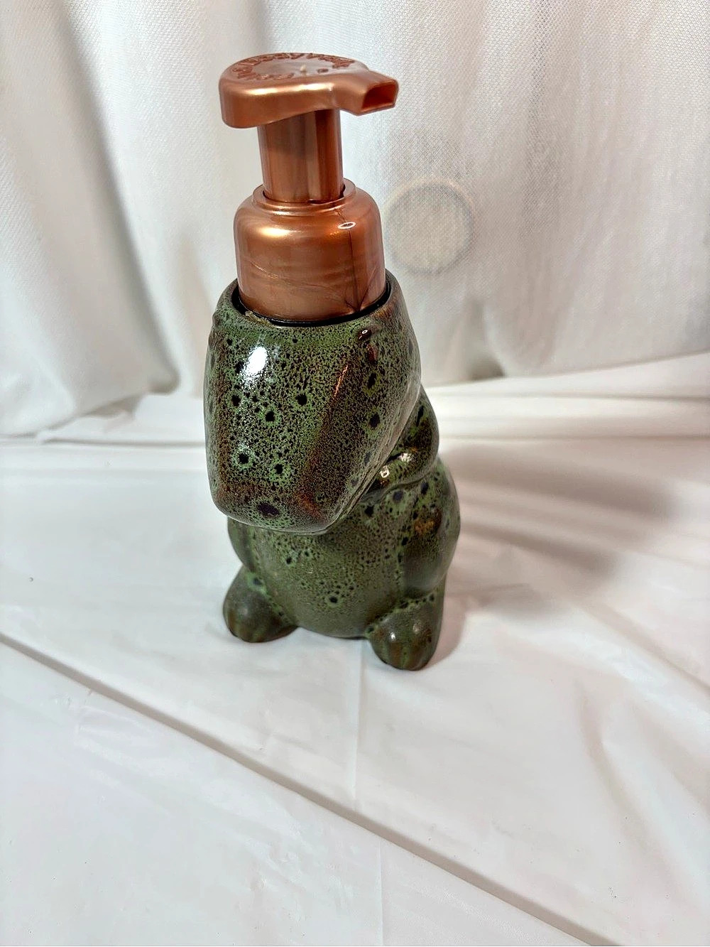 Bath and body works Dinosaur Soap/Lotion Dispenser Green Dinosaur Soap Dispenser